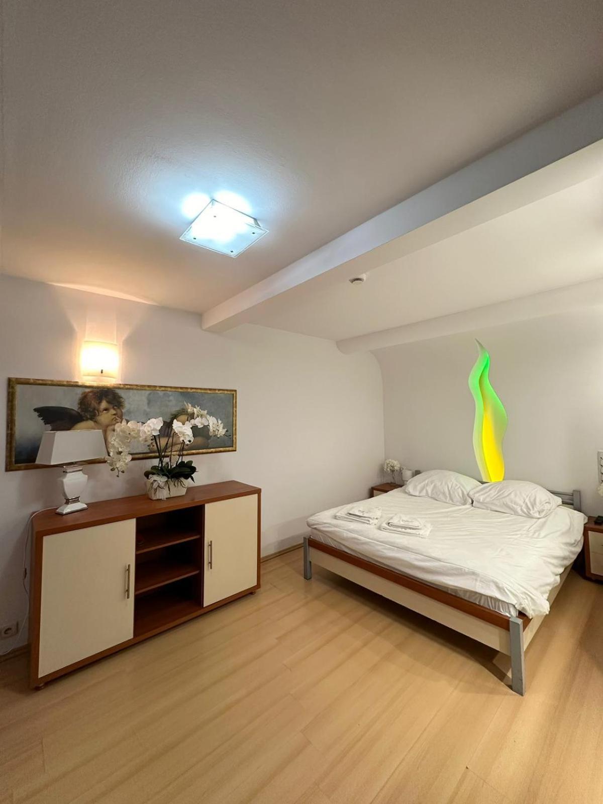Motel Za Miedza Bralin Eksteriør bilde